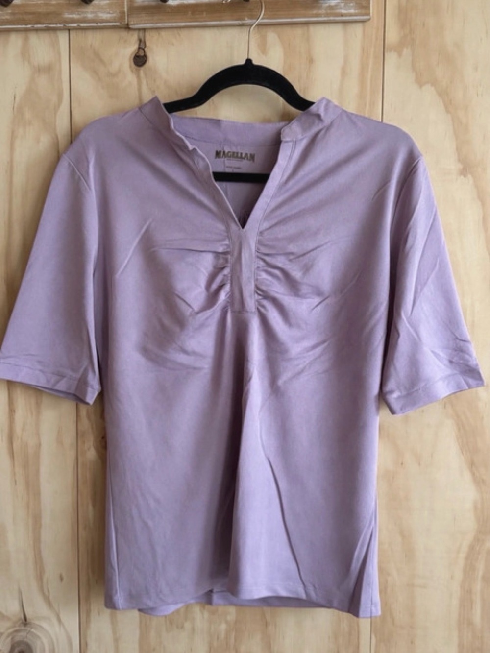 Magellan Outdoors Lavender Split-Neck Women’s Top
